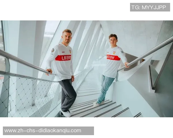 探索全球最美足球球衣设计与潮流趋势的精彩之旅 探索全球最美足球球衣设计与潮流趋势的精彩之旅